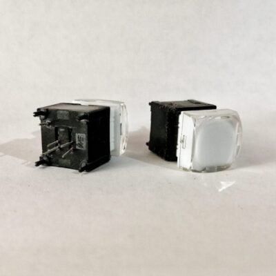 SW BLANCO 4 PIN CON LED CUADRADO
