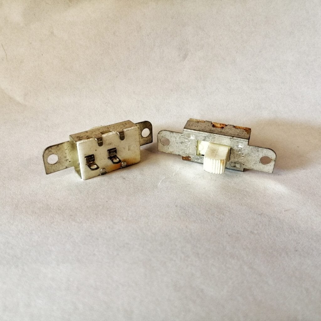 SW SELECTOR 2 PIN ON OFF – Kuali Mecatrónica