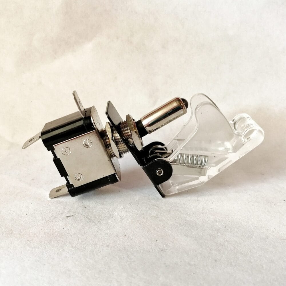 SW DE PALANCA CON CUBIERTA DE SEGURIDAD E INDICADOR LED