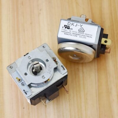 TIMER SWITCH 15AMP  90 MINUTOS TEMPORIZADOR